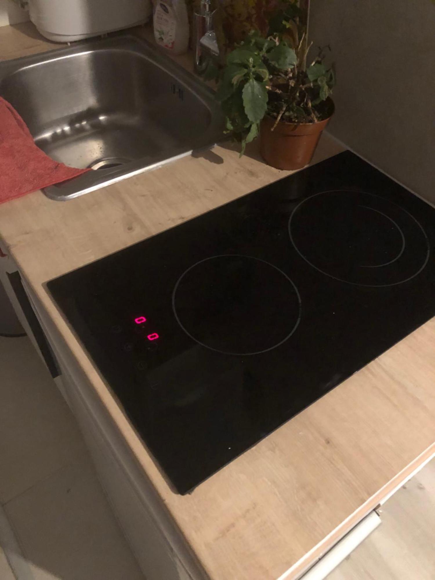 Studio "Maryline" Sejours Parisiens Abordables - Rez De Chaussee Sur Beau Patio Ombrage- Accessible Handcaps - Grand Canape-Lit Clic Clac 2 Places - Cuisine Equipee - Salle De Bains - 5 Minutes Du Metro Brochant Ligne 13,Bus 74 Et 31 Bagian luar foto